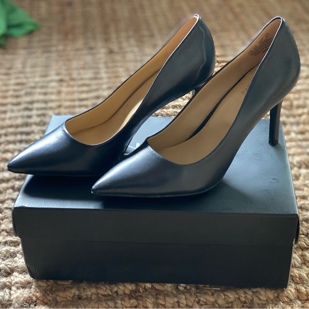 Naturalizer ANNA Pump